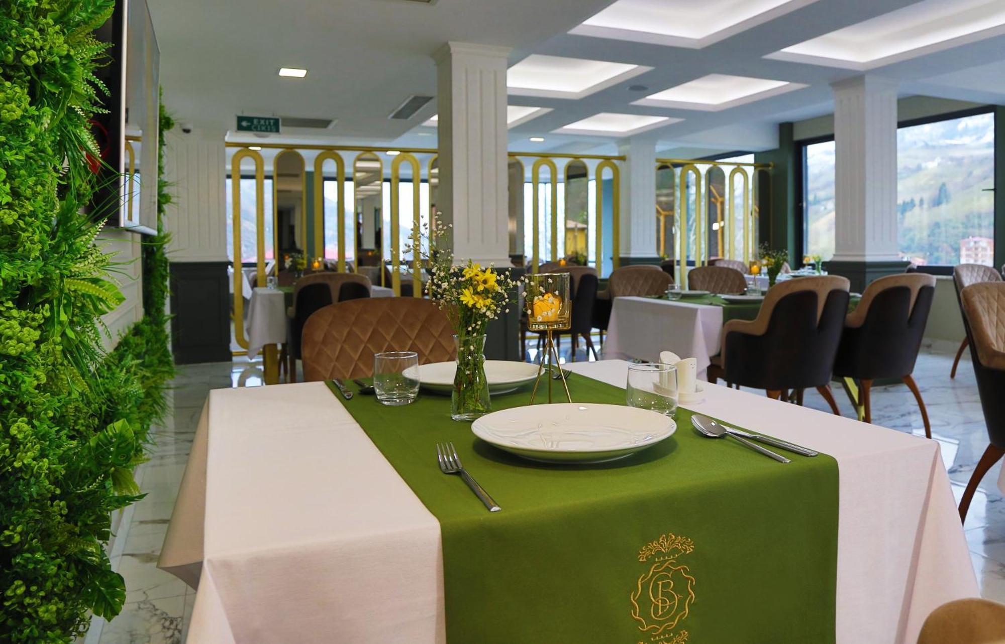 Bayrak Grand Hotel Trabzon Luaran gambar